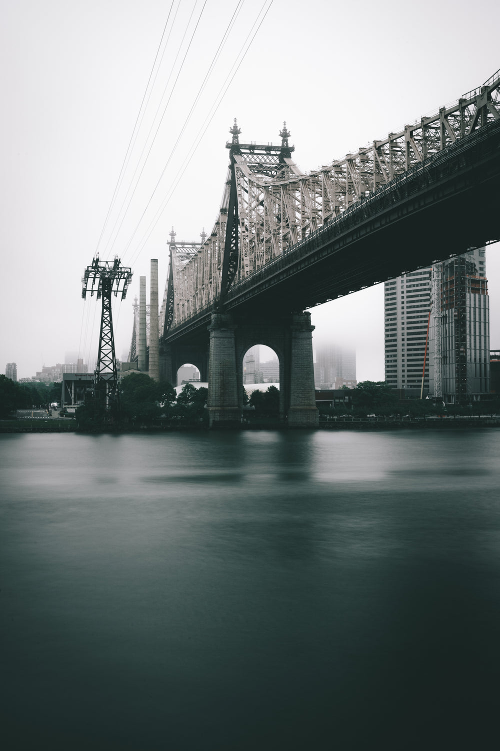 overcast 59th street bridge