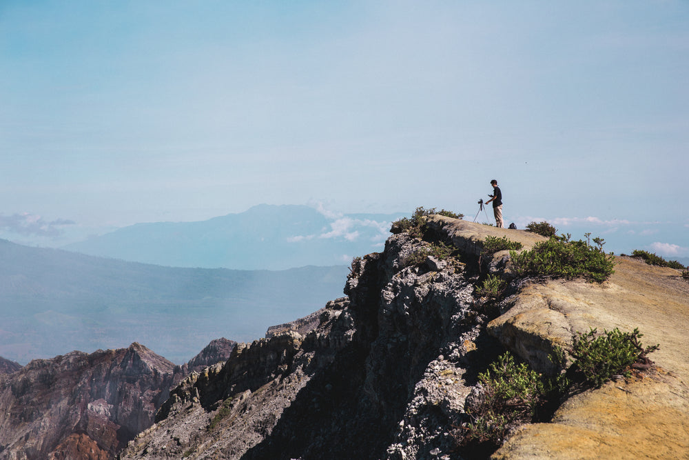 picturing a mountain ridge