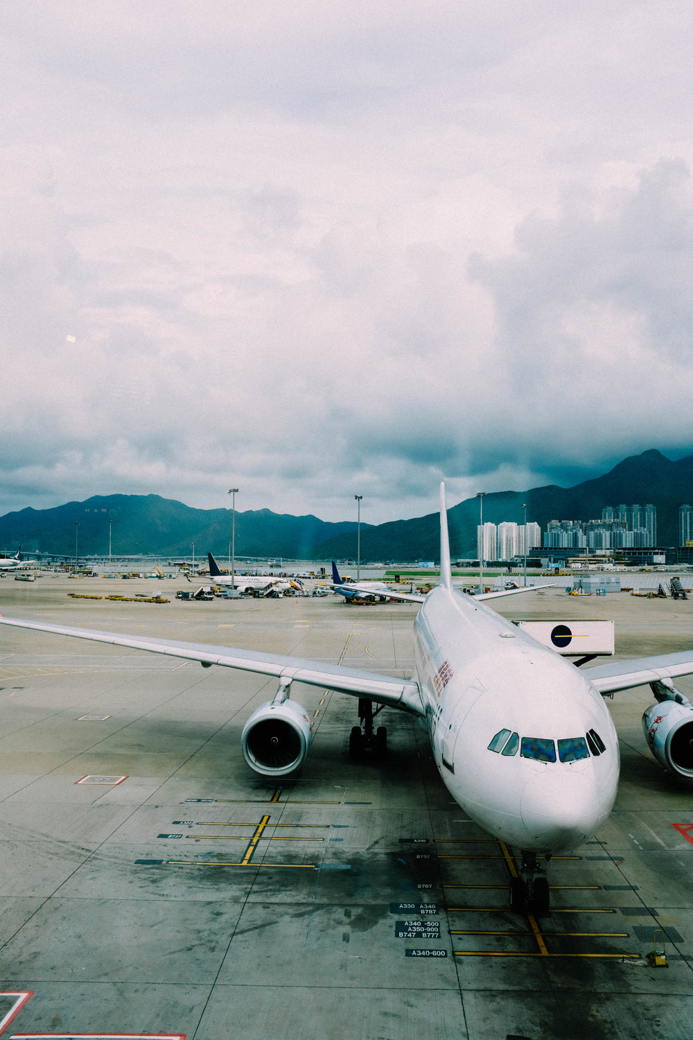 planes at the airport